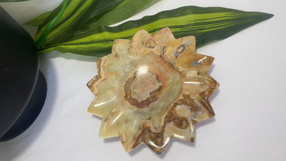 Green Banded Onyx Sunflower Bowl 298g