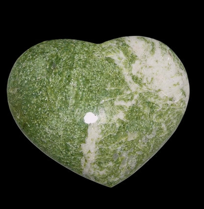 Tremolite Heart 1kg