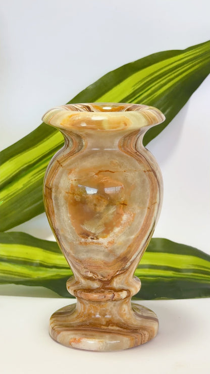 Green Banded Onyx Vase 528g