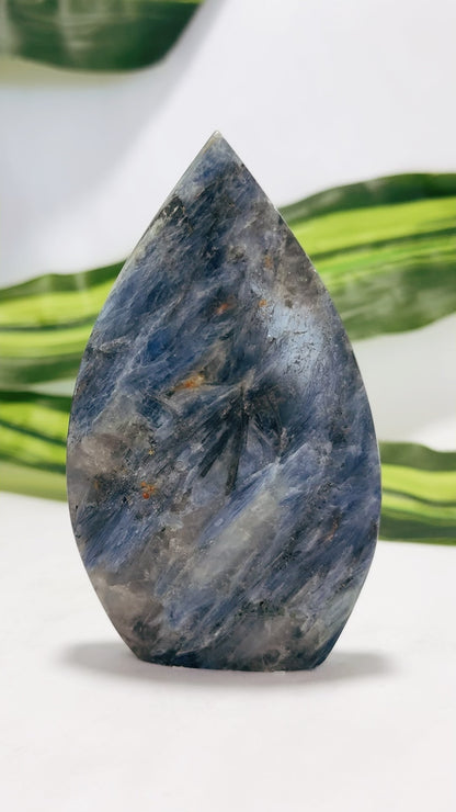 Kyanite Flame 234g