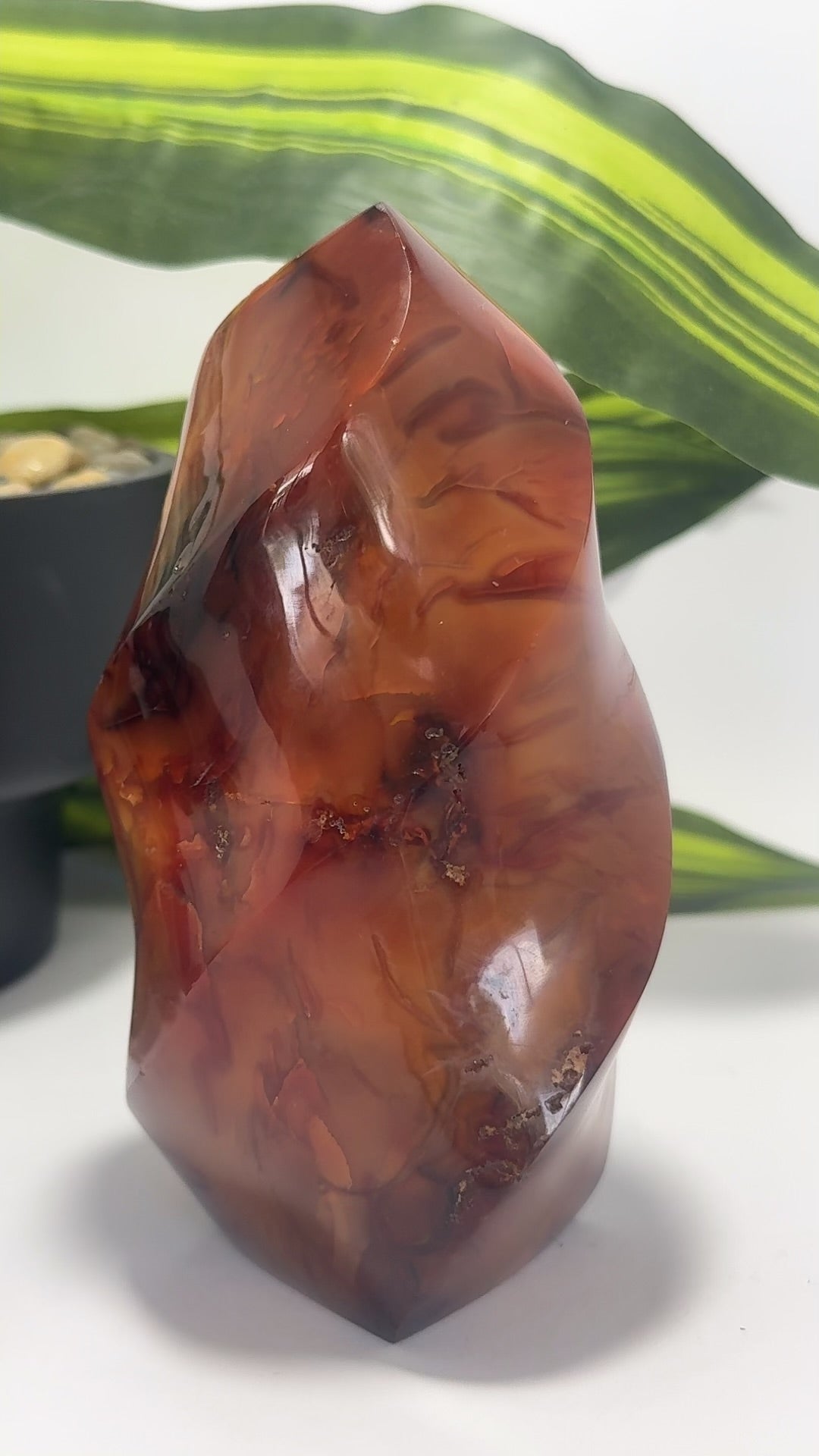 Carnelian Flame 1021g