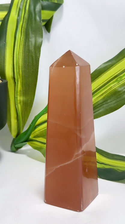 Honey Calcite Tower 348g