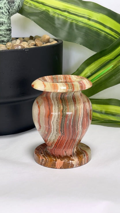 Green Banded Onyx Vase 282g