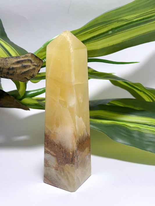 Lemon Calcite Tower 267G