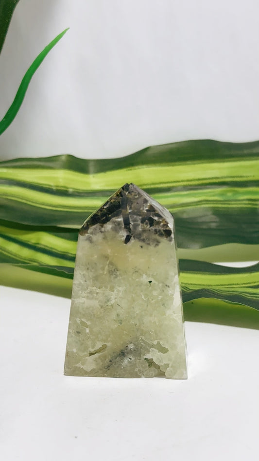 Prehnite Point 92g