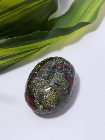 Dragon Blood Palm Stone - 103g