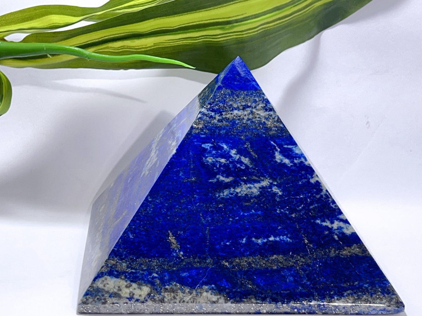 Lapis Lazuli Pyramid 3104G