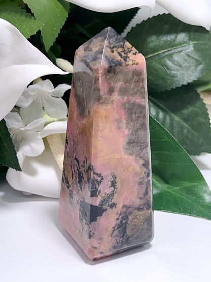 Rhodonite Pt 282g