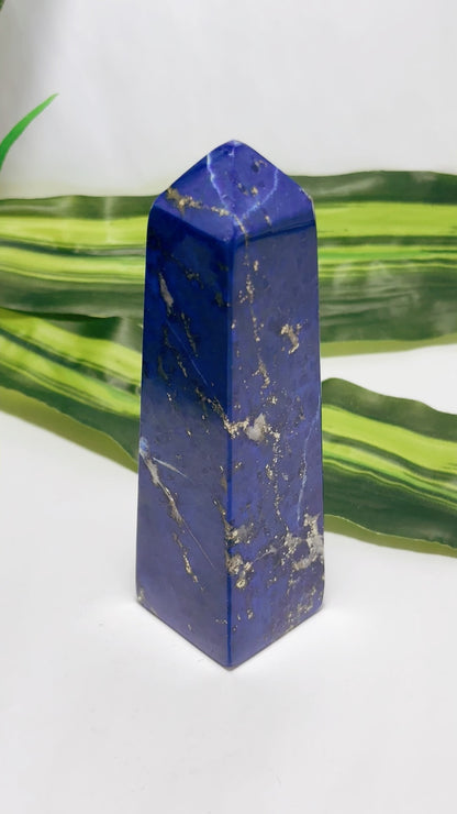 Lapis Lazuli Tower 308g