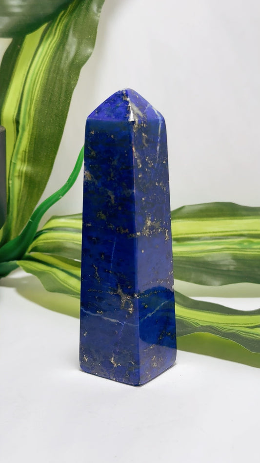 Lapis Lazuli Tower 246g