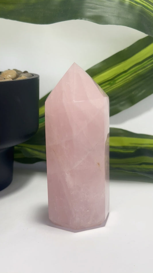 Rose Quartz Tower 370g