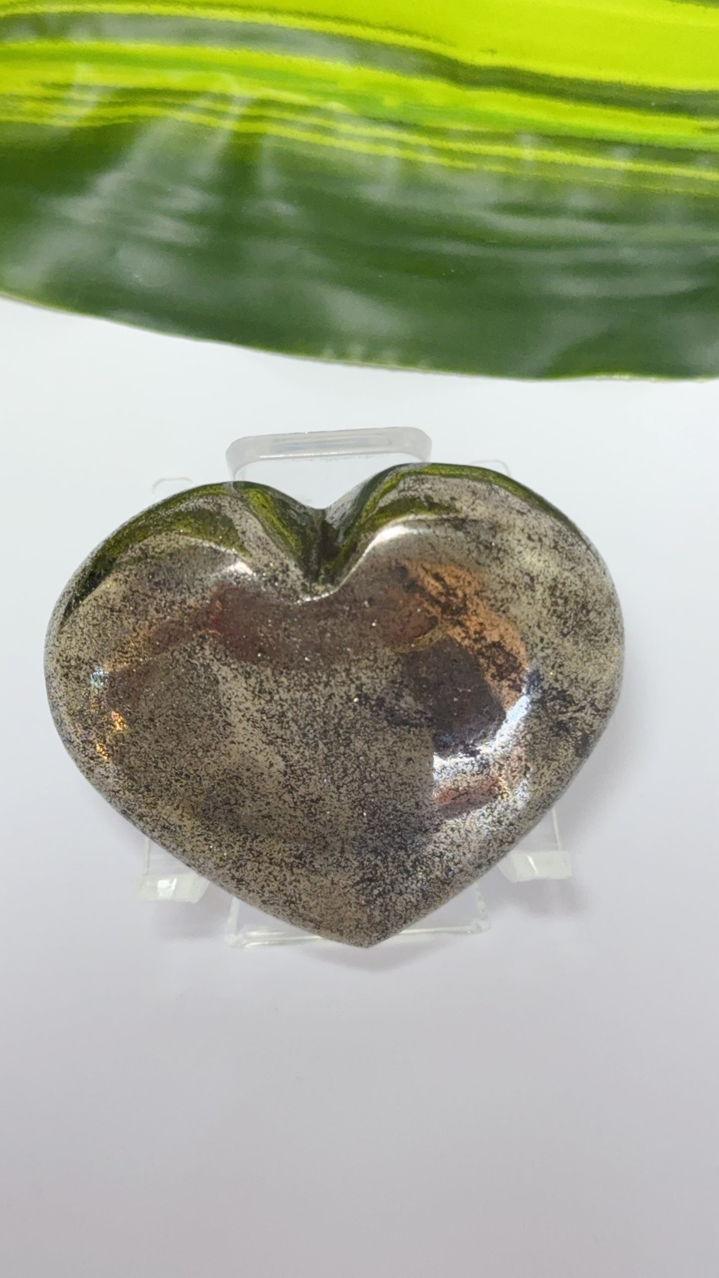 Pyrite Heart 158g