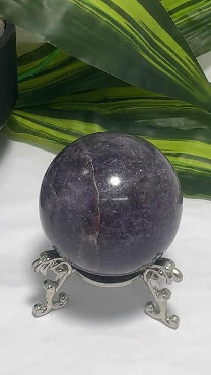 Purple mica Sphere 384g