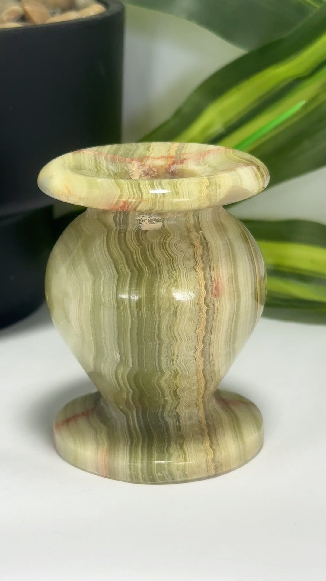 Green Banded Onyx Vase 270g