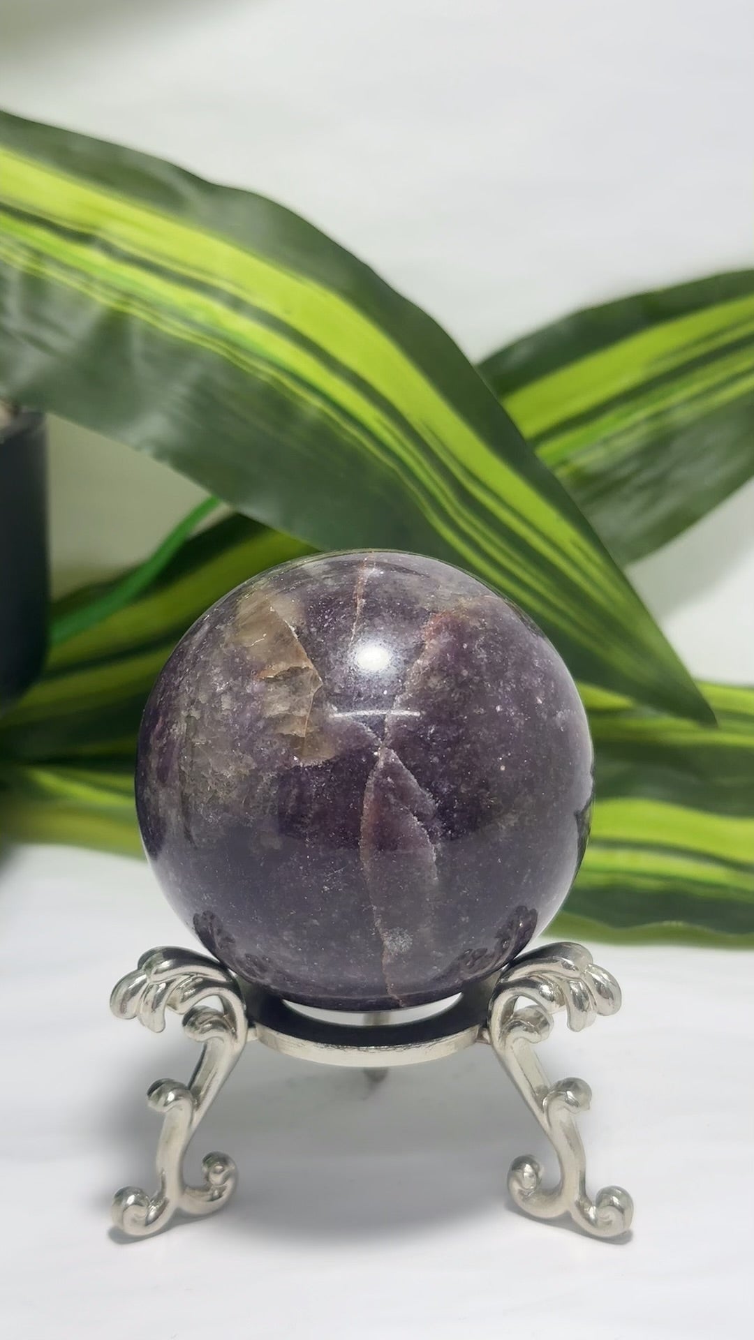 Purple mica Sphere 384g