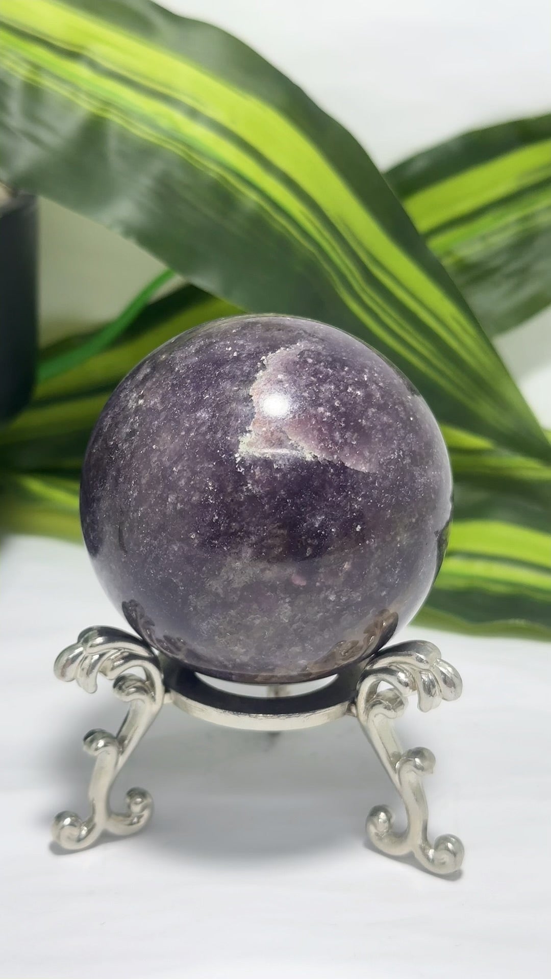 Purple mica Sphere 384g