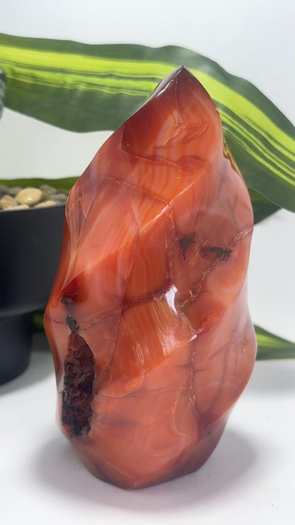 Carnelian Flame 1266g