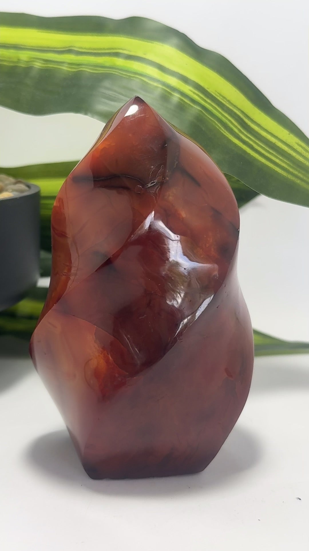 Carnelian Flame 1021g