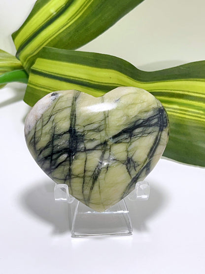 Rutile Serpentine Heart 148g