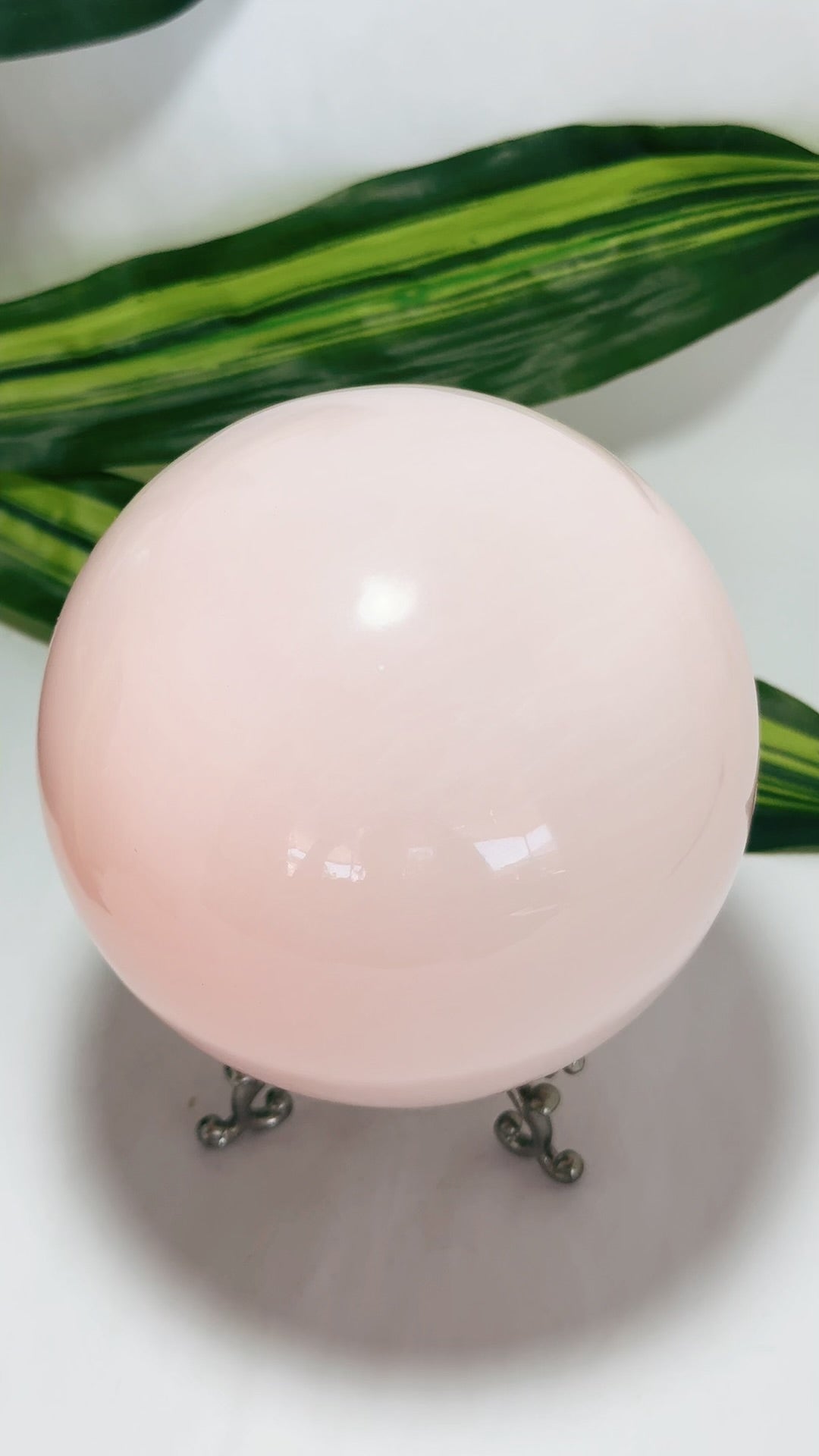 Pink Mangano Sphere UV Reactive 2.2kg