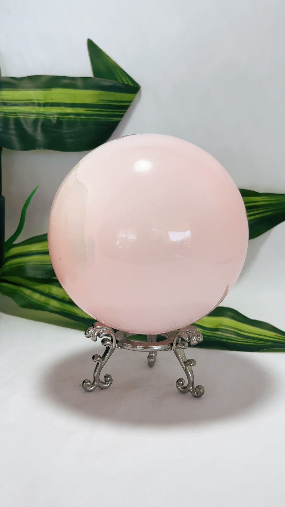 Pink Mangano Sphere UV Reactive 2.2kg