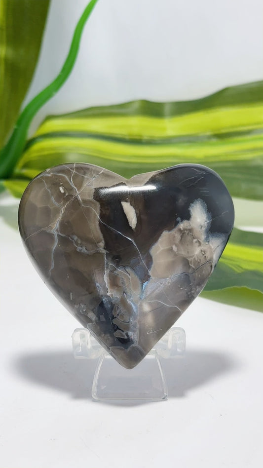 Volcanic Agate Heart 88g