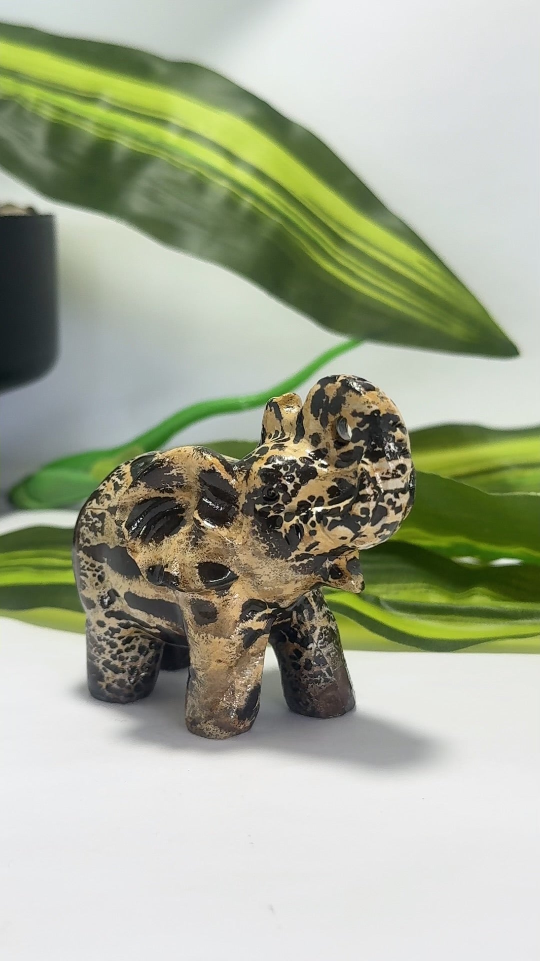 Picture Jasper Elephant 176g