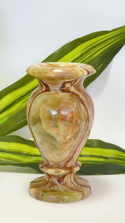 Green Banded Onyx Vase 528g