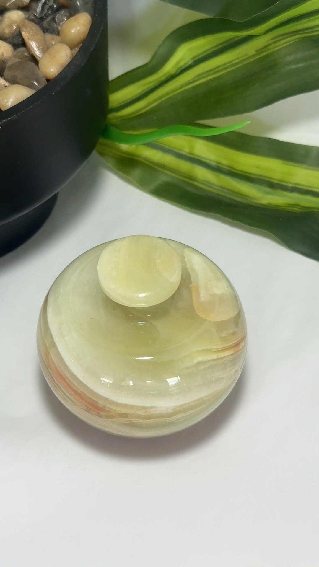 Green Banded Onyx Apple Bowl 284