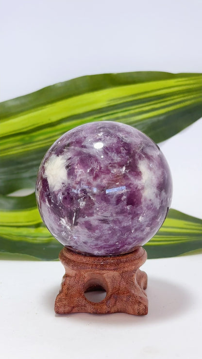 Purple Mica Sphere 274g