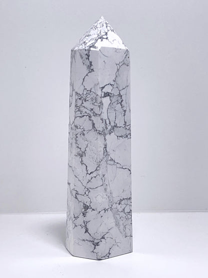 Howlite Tower 722G